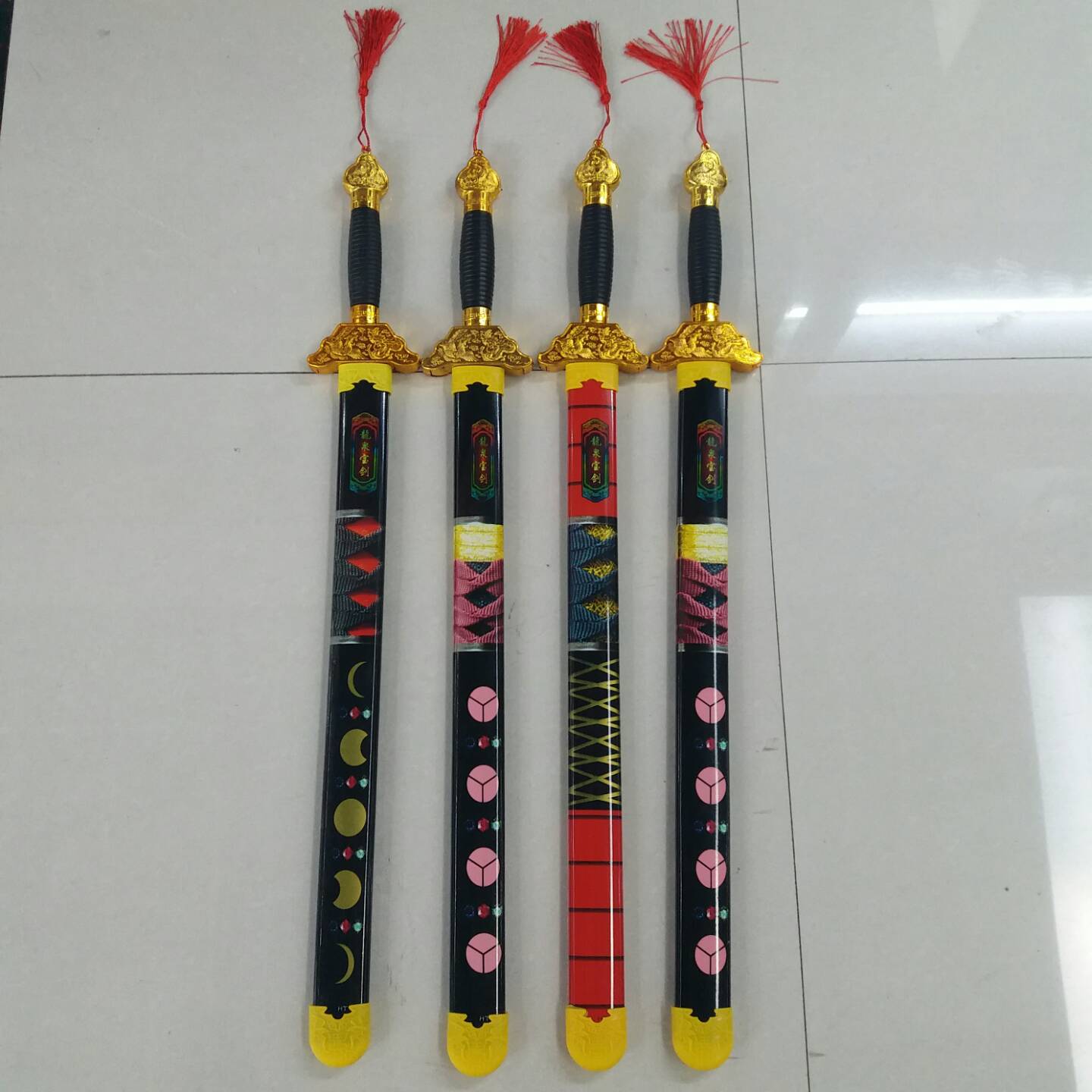 Wholesale Stall Tourist Scenic Spot Sword Wooden Sword Wood Knife Bamboo Wooden Dragon Sword Children's Crafts Toys Wholesale Stall Tourist Scenic Spot Sword Wooden Sword Wood Knife Bamboo Wooden Dragon Sword Children's Crafts Toys