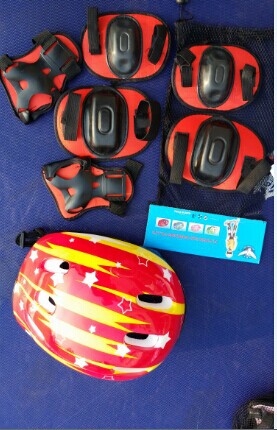 Male and Female Adults the Skating Shoes Children Full Set Skates Flashing Wheel Straight-Row Roller Skate Factory Direct Supply Wholesale Male and Female Adults the Skating Shoes Children Full Set Skates Flashing Wheel Straight-Row Roller Skate Factory Direct Supply Wholesale