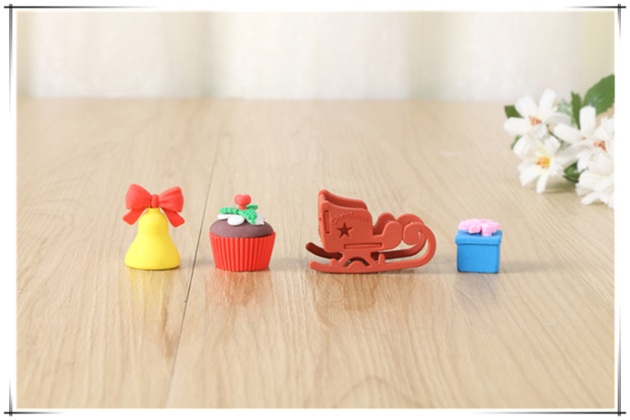 Creative Christmas Gift Stationery for children with cartoon Christmas eraser Set Creative Christmas Gift Stationery for children with cartoon Christmas eraser Set