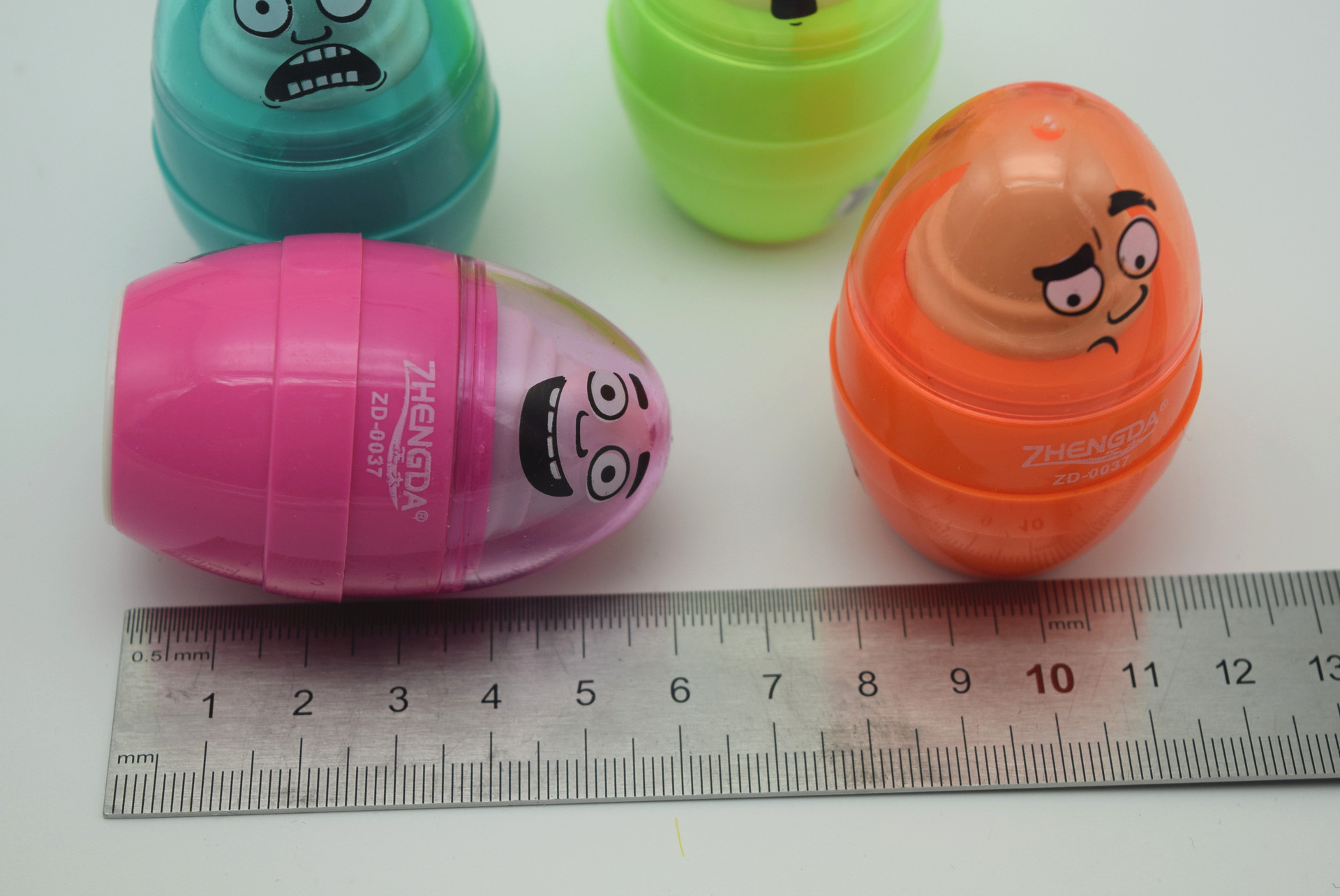 Manufacturers sell creative egg multi-functional single hole pencil sharpener rubber combination school supplies stationery gifts