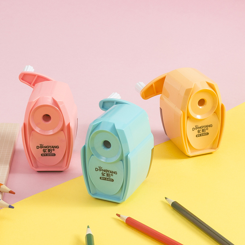 Office students automatic recoil pen pencil sharpener environmental protection practical hand sharpener wholesale Office students automatic recoil pen pencil sharpener environmental protection practical hand sharpener wholesale
