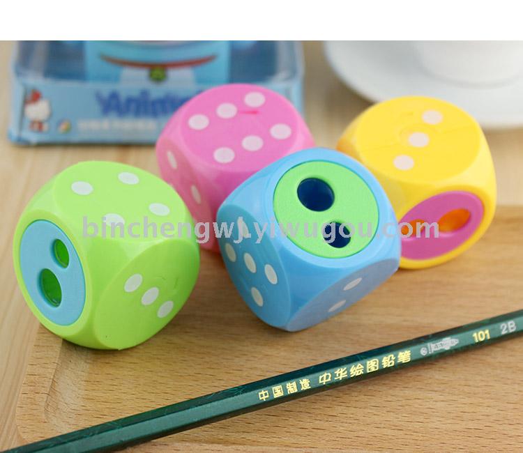 Dice  pencil sharpener Plastic double hole sieve pencil sharpener cute cartoon sharpener.