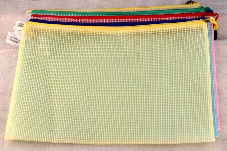 Wholesale Office Supplies Grid File Bag A4 A3 Transparent Information Bag Portable Zipper Bag PVC File Bag