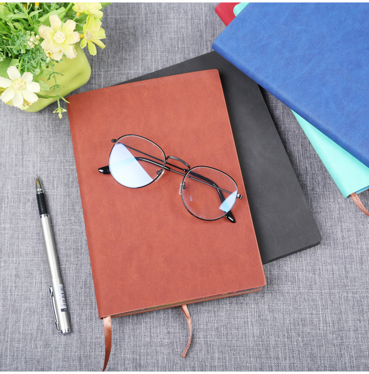 Manufacturer Customized 10 Open Soft Leather Intimate Business Pu Buckle Notebook Pack Faux Leather Notepad Customized Logo