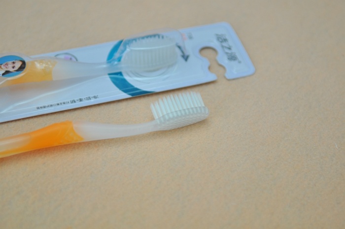Clean source 738 dynamic stretch grinding tip care brush wire soft toothbrush Clean source 738 dynamic stretch grinding tip care brush wire soft toothbrush