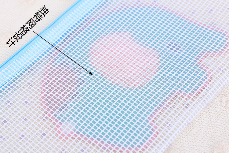Rui Li Stationery A6 More creative Cartoon J Transparent PVC mesh bag receive bag wholesale Pen bag manufacturer Rui Li Stationery A6 More creative Cartoon J Transparent PVC mesh bag receive bag wholesale Pen bag manufacturer