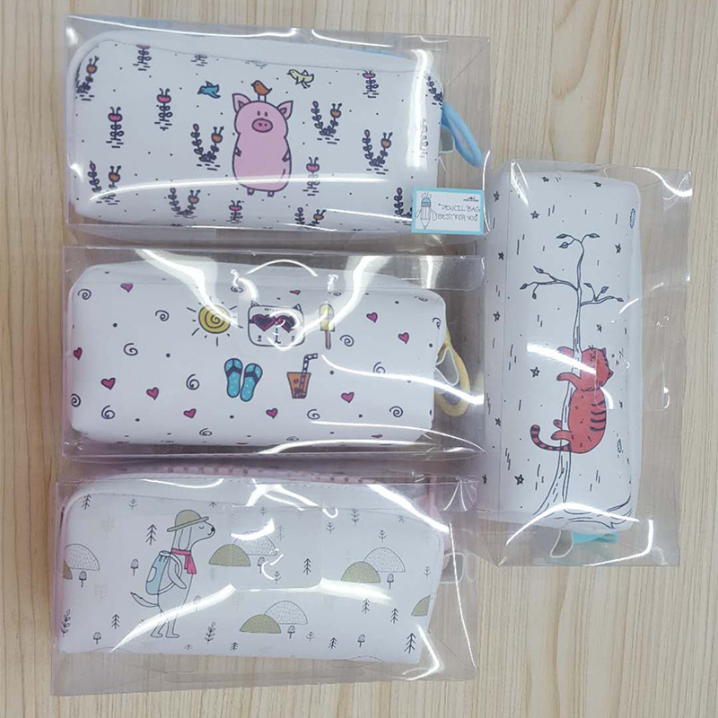 Large zipper pen bag with small fresh pure white animal pattern made of leather Large zipper pen bag with small fresh pure white animal pattern made of leather