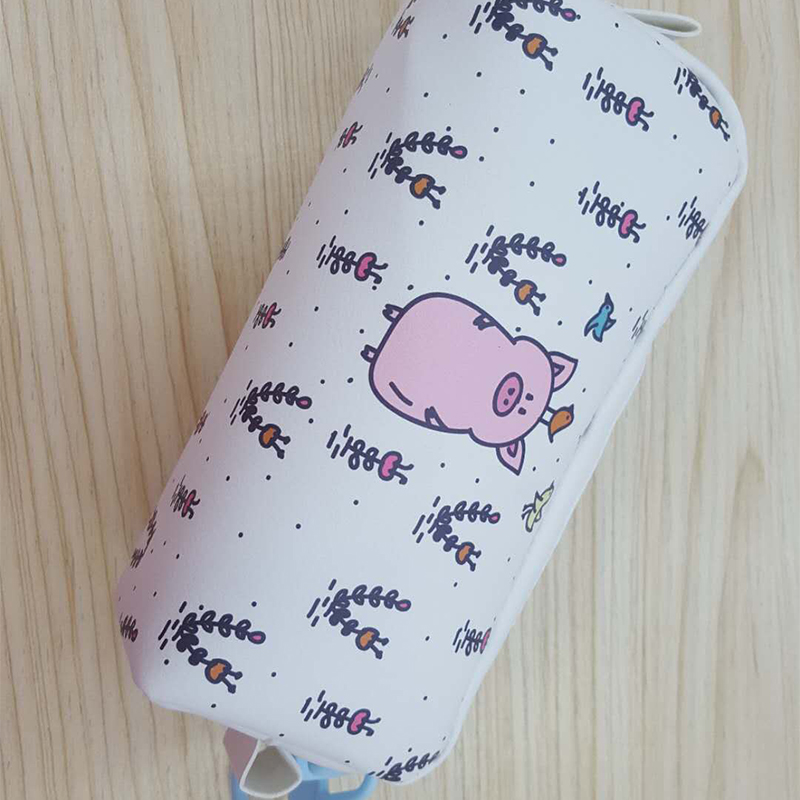 Large zipper pen bag with small fresh pure white animal pattern made of leather Large zipper pen bag with small fresh pure white animal pattern made of leather