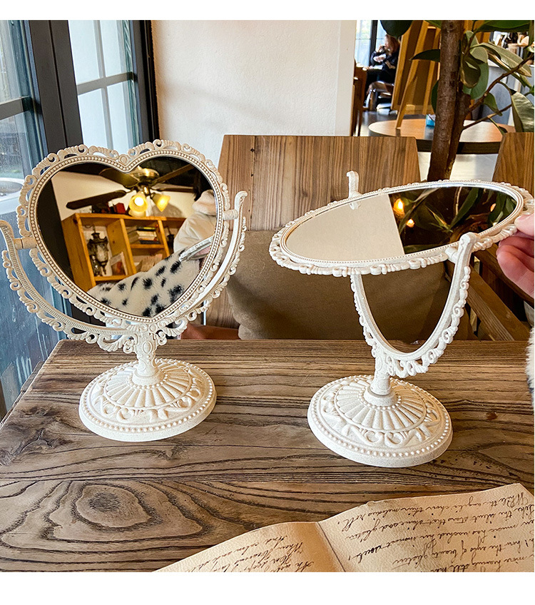 European Retro Style Double-Sided Makeup Mirror Cute Girl Heart Princess Mirror Dormitory Bedroom Desktop Heart-Shaped Dressing Mirror