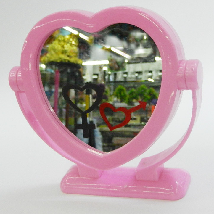 9.9918 lovely heart mirror dressing mirror to send a girlfriend