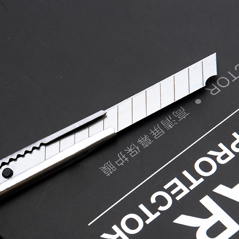 Factory Wholesale Small Size Portable Metal Art Knife Stainless Steel Utility Knife Wallpaper Knife 9mm Paper Cutting Blade