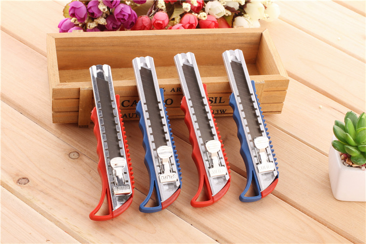 Factory Wholesale Large Art Knife Metal Cutter Paper Cutter Utility Knife Office Supplies Stationery Cut Paper Factory Wholesale Large Art Knife Metal Cutter Paper Cutter Utility Knife Office Supplies Stationery Cut Paper