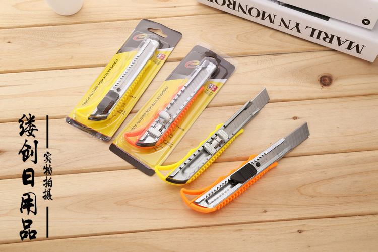 Factory Wholesale Large Art Knife Metal Cutter Paper Cutter Utility Knife Office Supplies Stationery Cut Paper Factory Wholesale Large Art Knife Metal Cutter Paper Cutter Utility Knife Office Supplies Stationery Cut Paper
