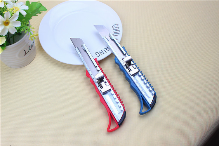 Color Metal Paper Cutter Wallpaper Knife Factory Direct Sales Art Knife Hand Push Large Utility Knife Color Metal Paper Cutter Wallpaper Knife Factory Direct Sales Art Knife Hand Push Large Utility Knife