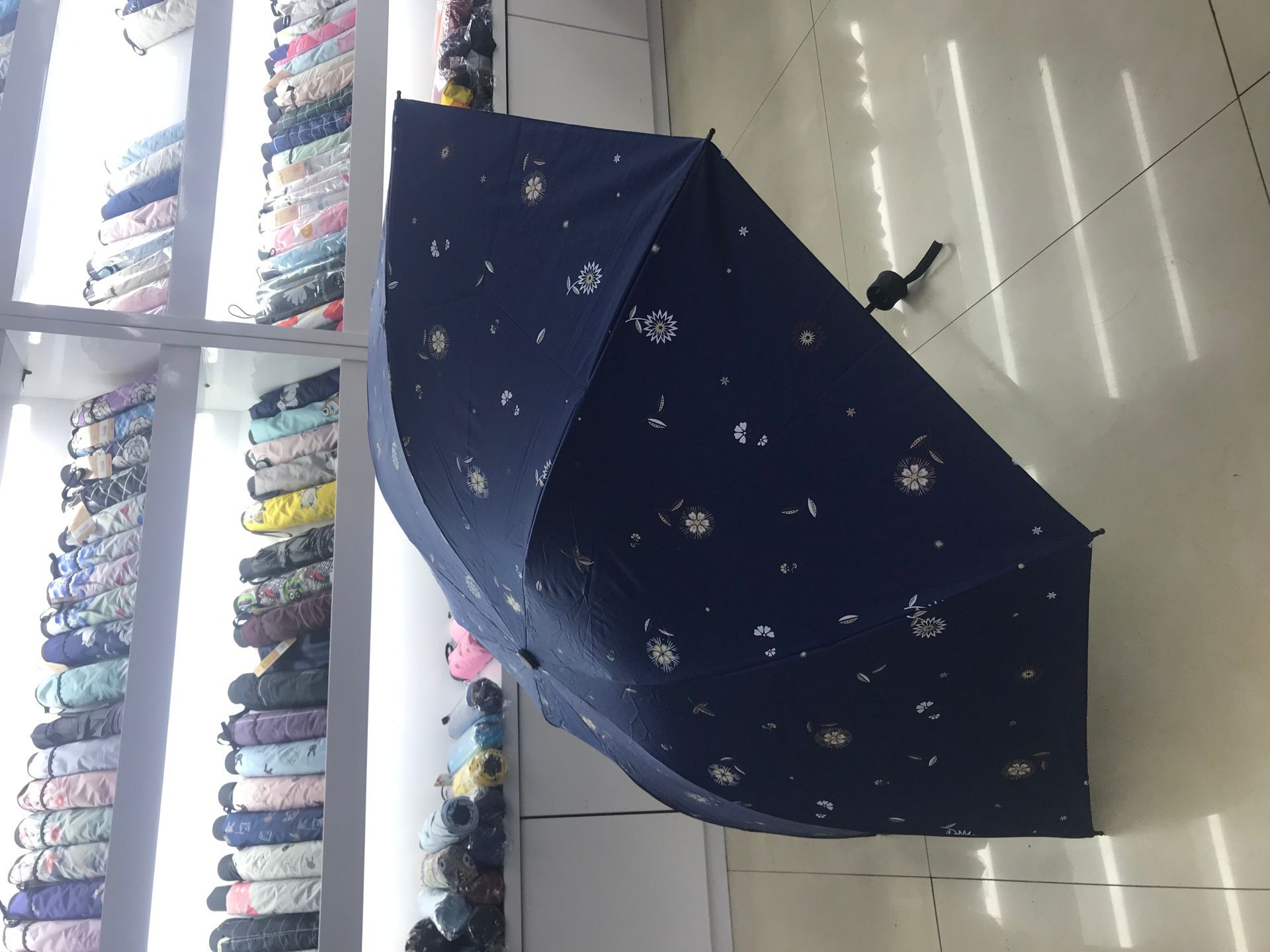 A707 New Umbrella Folding Umbrella Sunny Umbrella Black Rubber Umbrella Shading Parasol A707 New Umbrella Folding Umbrella Sunny Umbrella Black Rubber Umbrella Shading Parasol