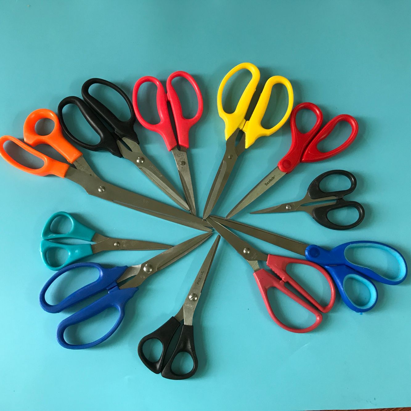 Children's 2B Pencils, 4 PCs, One Yuan and Two Yuan for Wholesale Supplies, Gifts