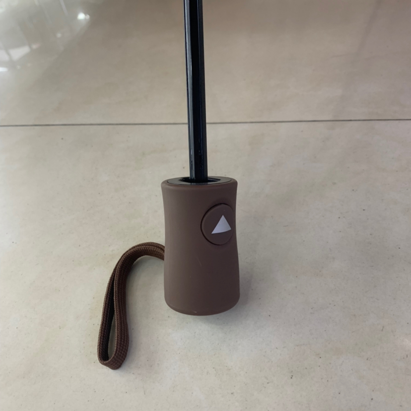 Tri-Fold Semi-automatic 8-Strand Monochrome Umbrella Folding Umbrella Business Umbrella Advertising Umbrella