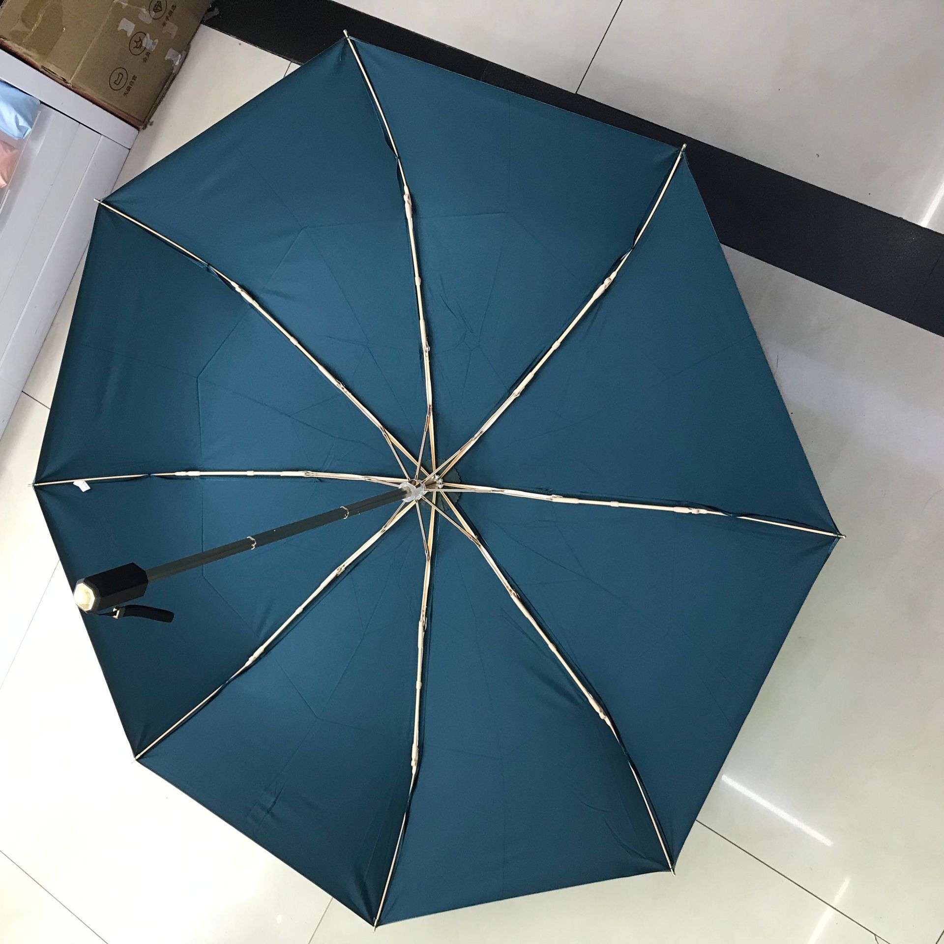 New Light Luxury Folding Umbrella Spot Factory Sales