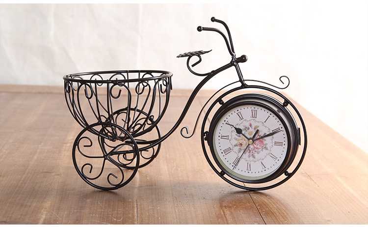 Iron art bicycle clock modern quartz clock pastoral double silent sitting room clock