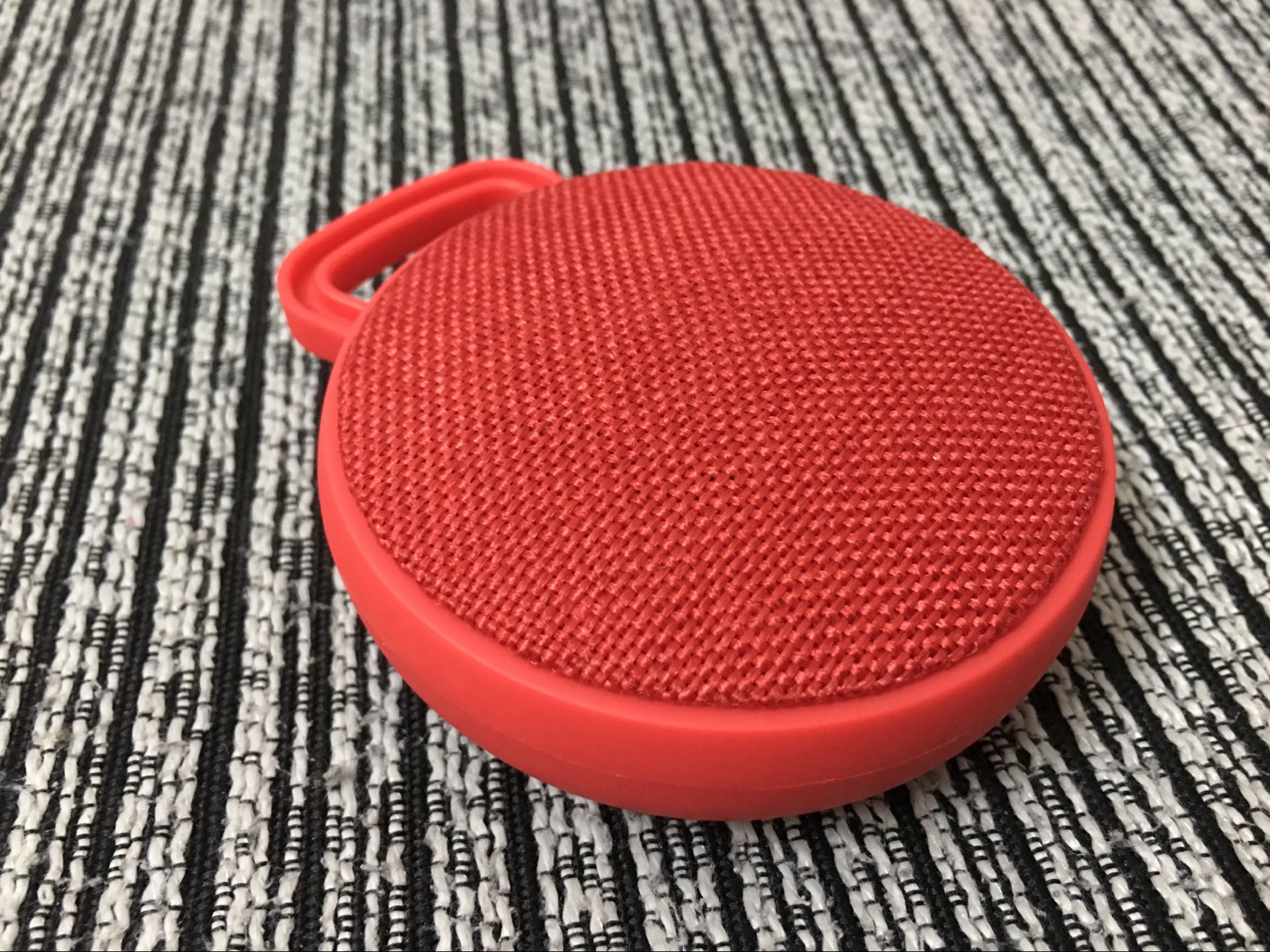 New Arrival Fabric Bluetooth Speaker Outdoor Portable Wireless MiniSpeaker Customized Electronic Gift Bluetooth Speaker New Arrival Fabric Bluetooth Speaker Outdoor Portable Wireless MiniSpeaker Customized Electronic Gift Bluetooth Speaker