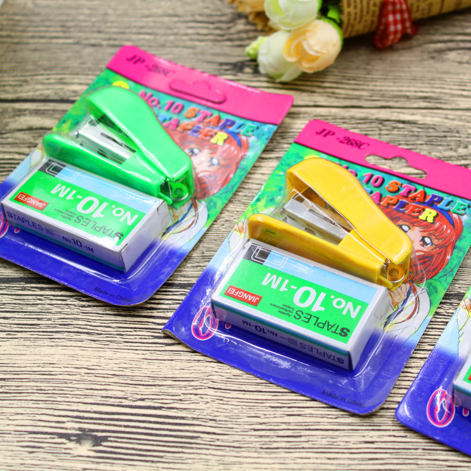 Stapler Yuan to a department store to spread the supply of stationery manufacturers selling US Department store Stapler Yuan to a department store to spread the supply of stationery manufacturers selling US Department store