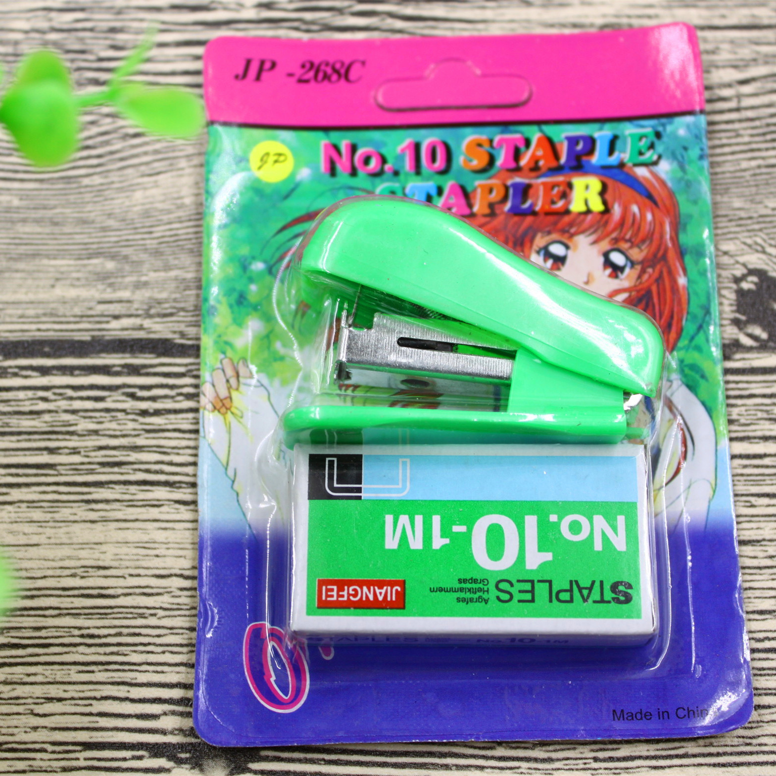 Stapler Yuan to a department store to spread the supply of stationery manufacturers selling US Department store Stapler Yuan to a department store to spread the supply of stationery manufacturers selling US Department store