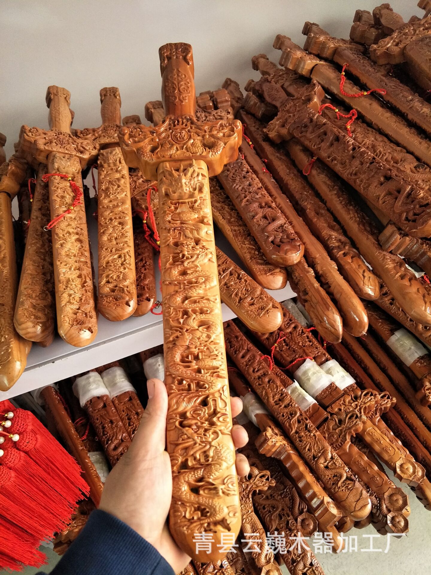 Feicheng Peach Wood Sword Peach Axe Scenic Spot Stall Crafts Peach Wood Sword Carved Solid Wood Peach Crutches