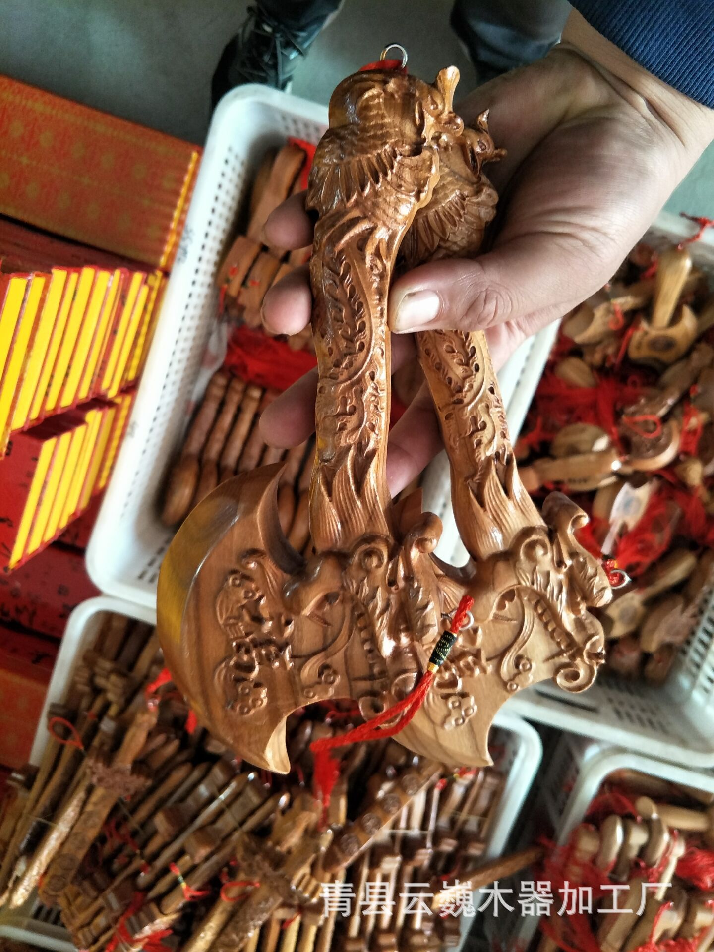 Feicheng Peach Wood Sword Peach Axe Scenic Spot Stall Crafts Peach Wood Sword Carved Solid Wood Peach Crutches