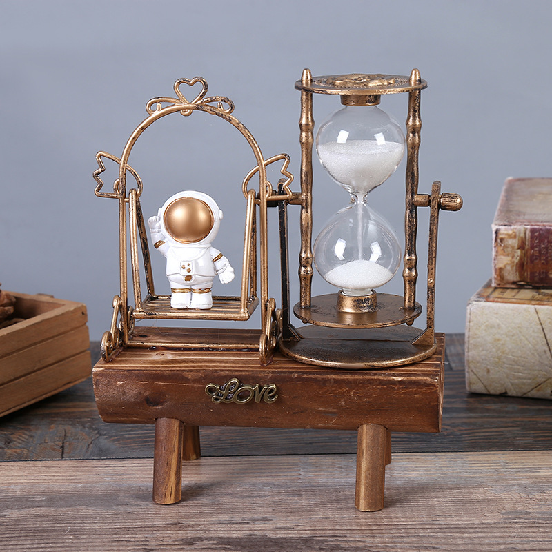Retro Paris Tower Hourglass Decoration Creative Student Gift Astronaut Decoration Decoration Home Wood Carving Crafts