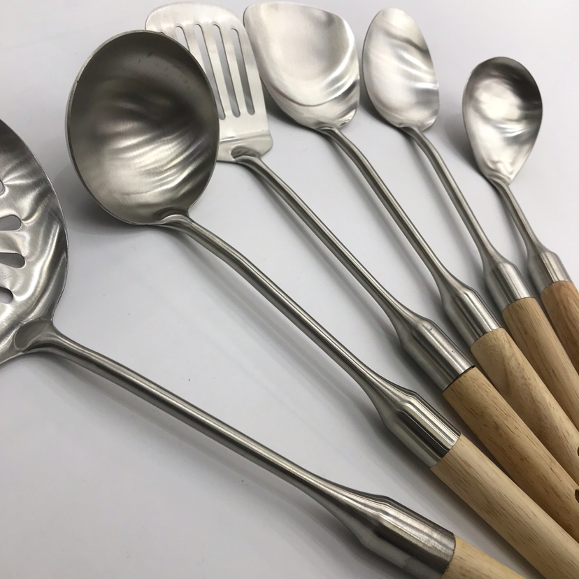 201 Stainless Steel Kitchenware Double Stand Wooden Handle Porridge Colander Spatula Long Tongue Chopsticks Short Rice Spoon Customizable Logo