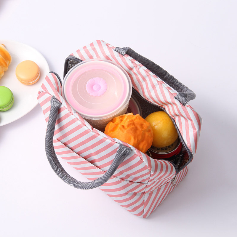 Creative New Printing Large Capacity Lunch Box Bag Insulated Bag Fresh-Keeping Aluminum Foil Outdoor Picnic Bag Portable Lunch Box Bag
