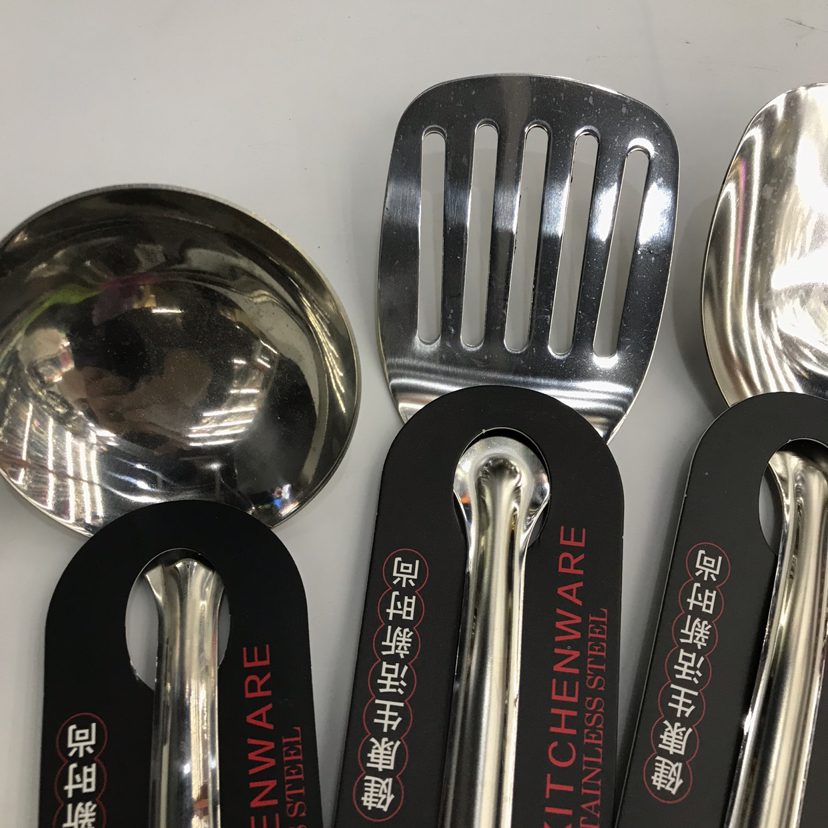 Stainless Steel Kitchenware 1.5cm Non-Magnetic Gold Key Hole Handle Anti-Scald Porridge Colander Spatula Leaking Long Tongue Spoon Can Be Customized