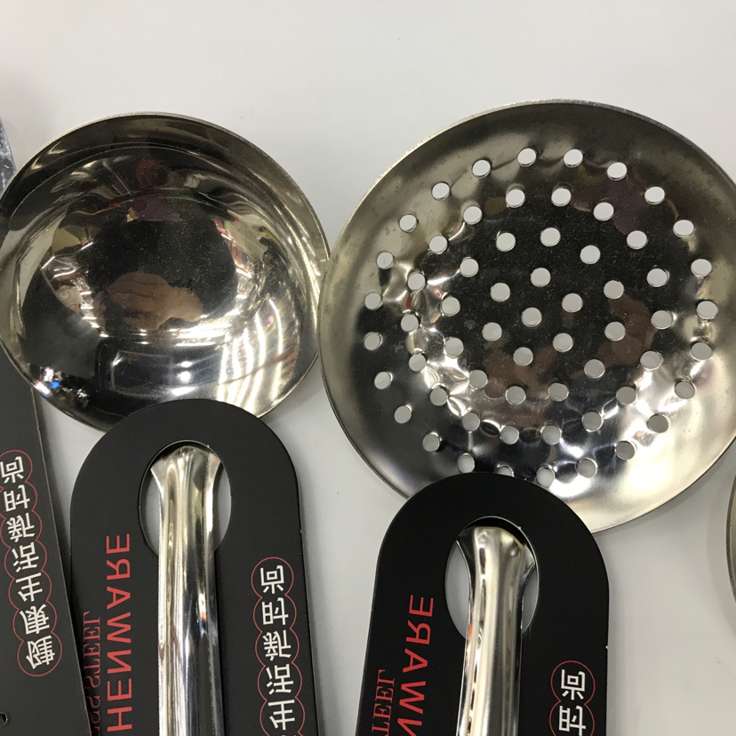 Stainless Steel Kitchenware 1.5cm Non-Magnetic Dot Handle Anti-Scald Porridge Colander Spatula Flat Shovel Leaking Long Tongue Spoon Can Be Customized Stainless Steel Kitchenware 1.5cm Non-Magnetic Dot Handle Anti-Scald Porridge Colander Spatula Flat Shovel Leaking Long Tongue Spoon Can Be Customized