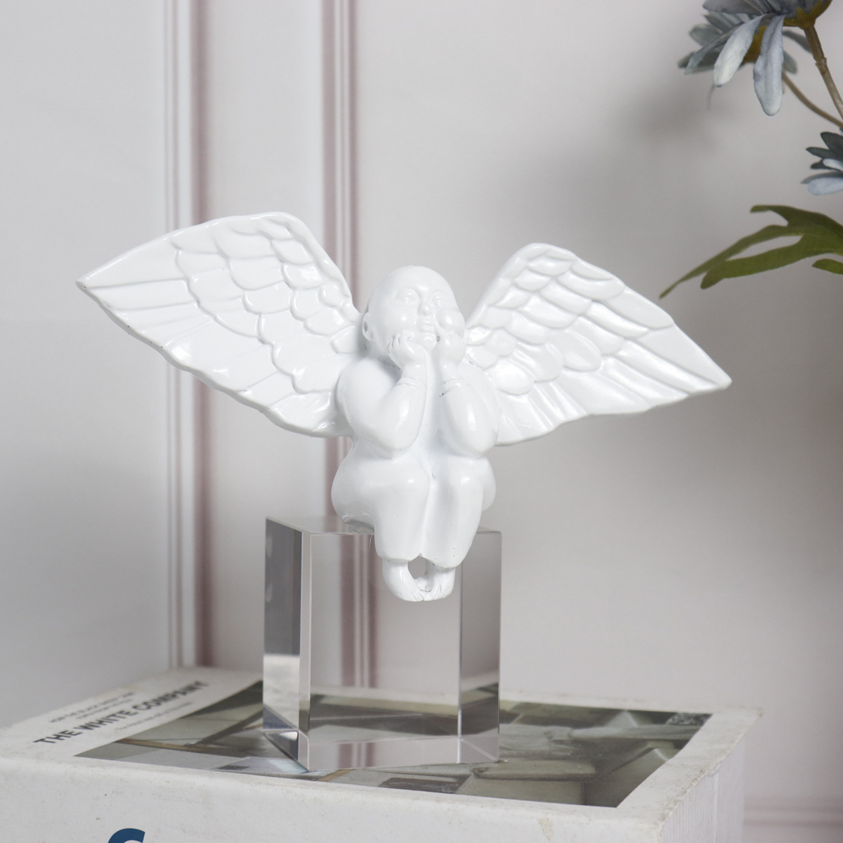 Modern Simple Resin Crystal Decorative Crafts Fat Angel Decoration Model Room Cabinet TV Cabinet Soft Decoration Modern Simple Resin Crystal Decorative Crafts Fat Angel Decoration Model Room Cabinet TV Cabinet Soft Decoration