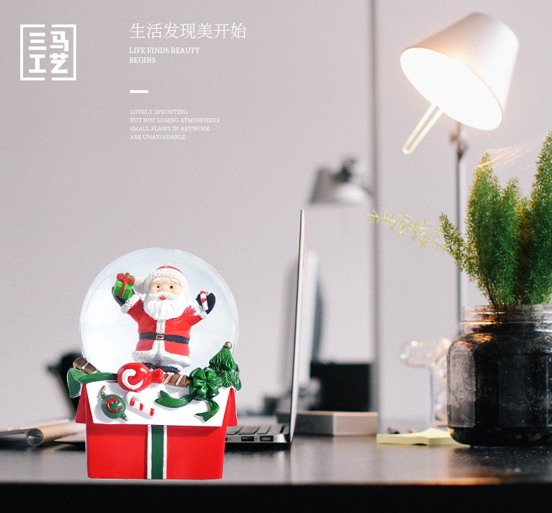 Resin Cartoon Crystal Ball Table Decorations Creative Cute Gifts & Crafts Resin Decorations Custom