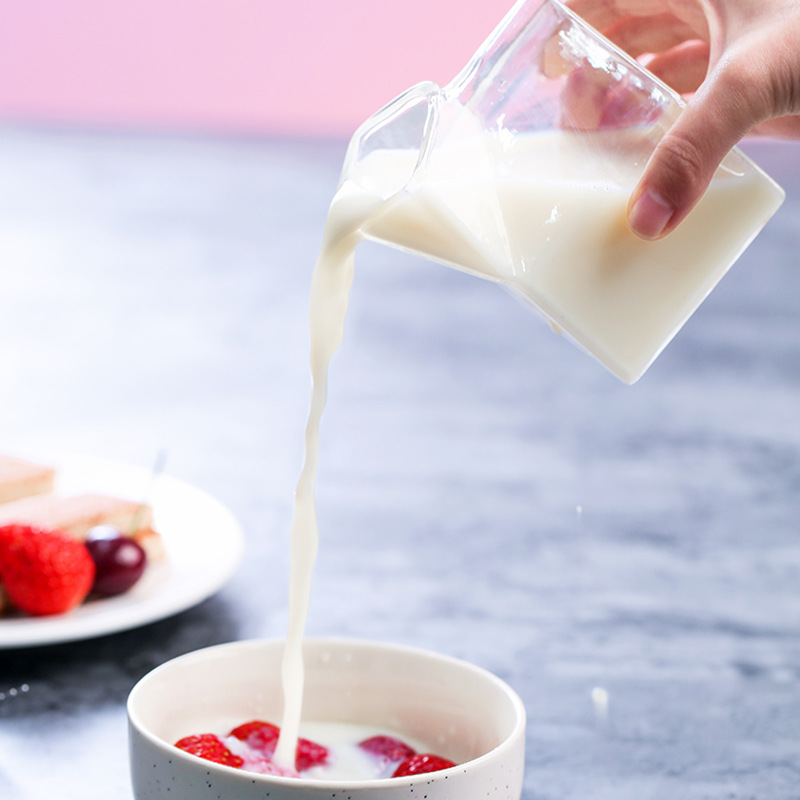 Qijun Supplies Factory Direct Sales Creative Us Milk Carton Glass Cup Milk Cup