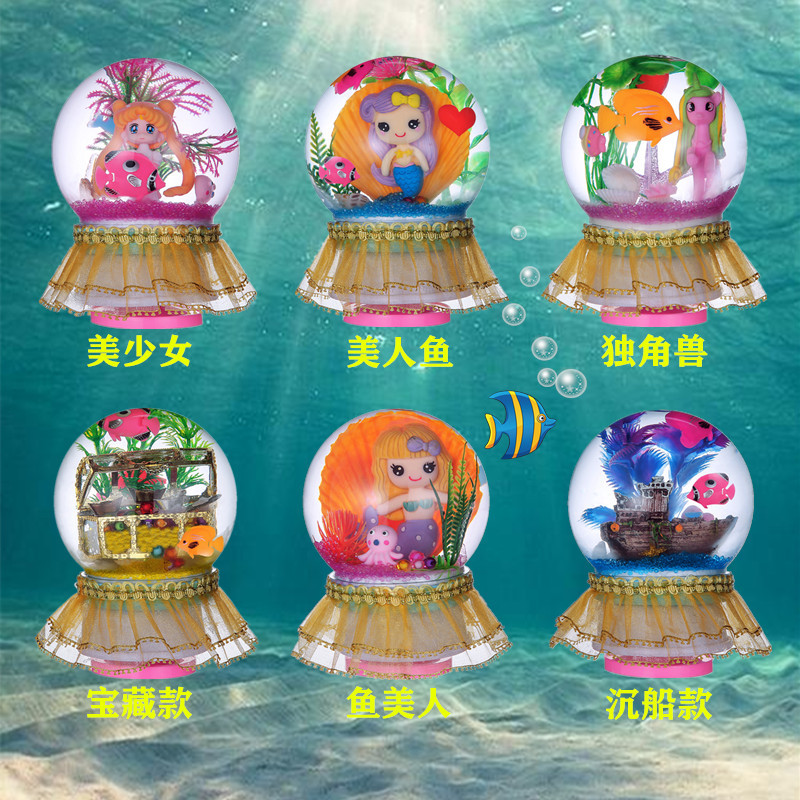 Factory Direct Sales Resin Crafts Christmas Crystal Ball Windshield Washer Fluid Ball Ornaments Parent-Child Interactive Holiday Gift Customization