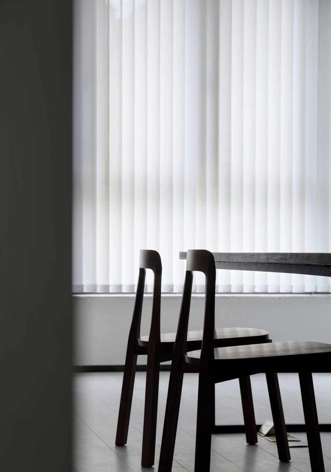 Factory Flame Retardant Vertical Blinds Office Engineering Curtain Sunlight Fabric Vertical Blinds Electric Vertical Venetian Blind Customization