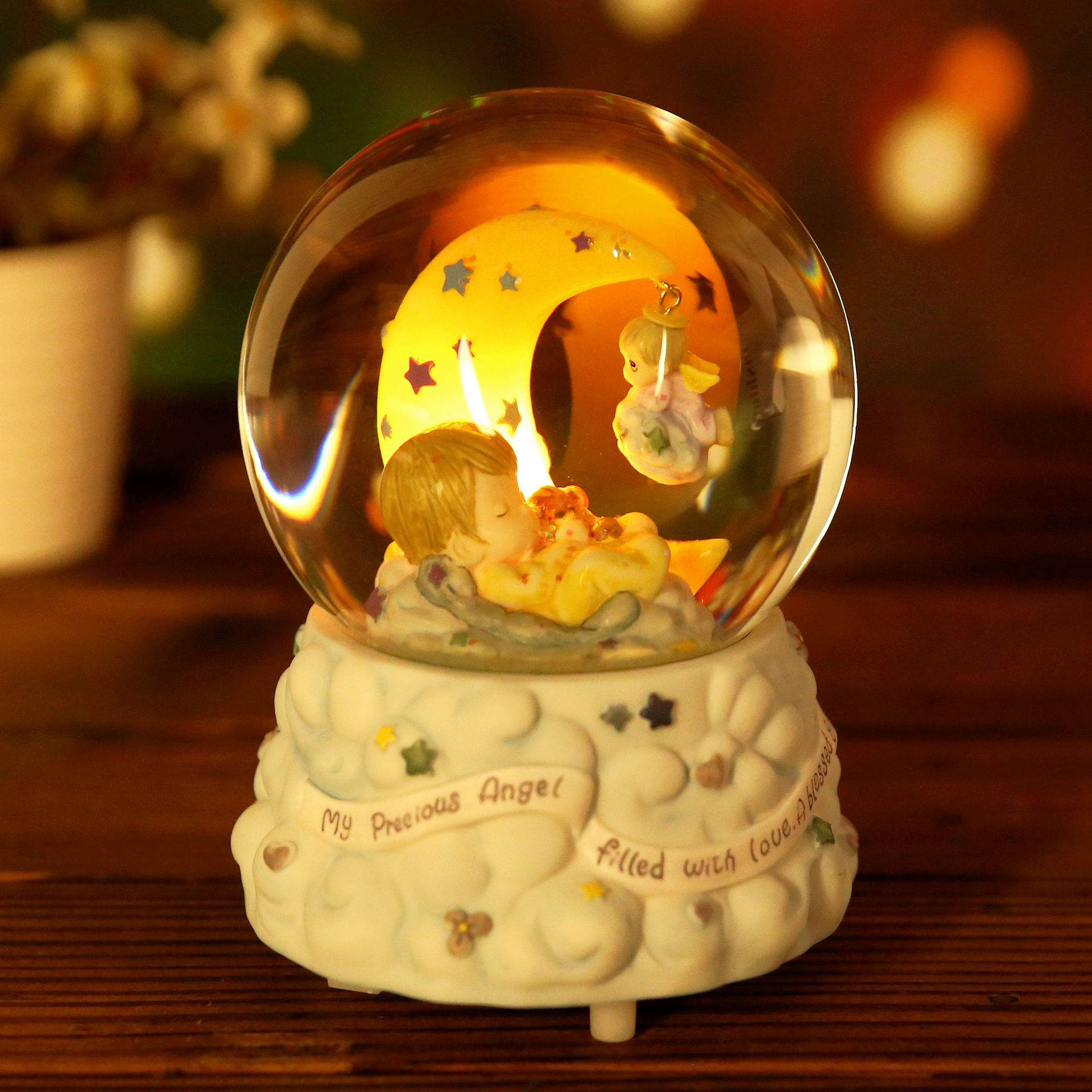 Luminous Crystal Ball-Music Box Music Box Birthday Girls Children&#039;s Day Christmas Gift Resin Crafts