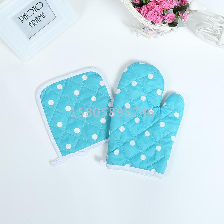 2 sets Manufacturers direct sales: polyester polka dots, heat insulation gloves + heat insulation pad