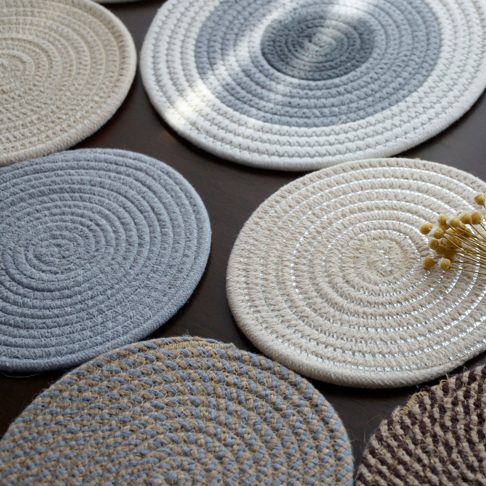 Japanese-Style Cotton Thread Placemat Hand-Woven Cup Mat Bowl Pan Mat Thickening Heat Insulation Pad Nordic Simple Cotton Linen Table Mat