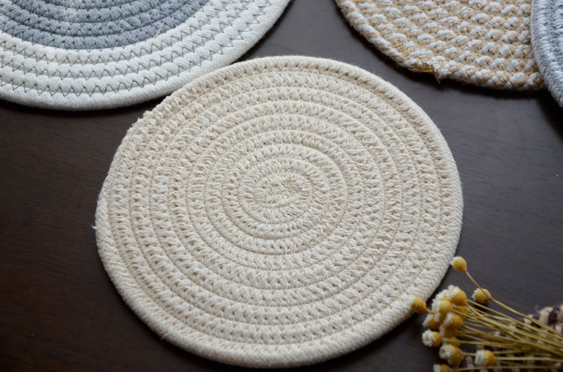 Japanese-Style Cotton Thread Placemat Hand-Woven Cup Mat Bowl Pan Mat Thickening Heat Insulation Pad Nordic Simple Cotton Linen Table Mat