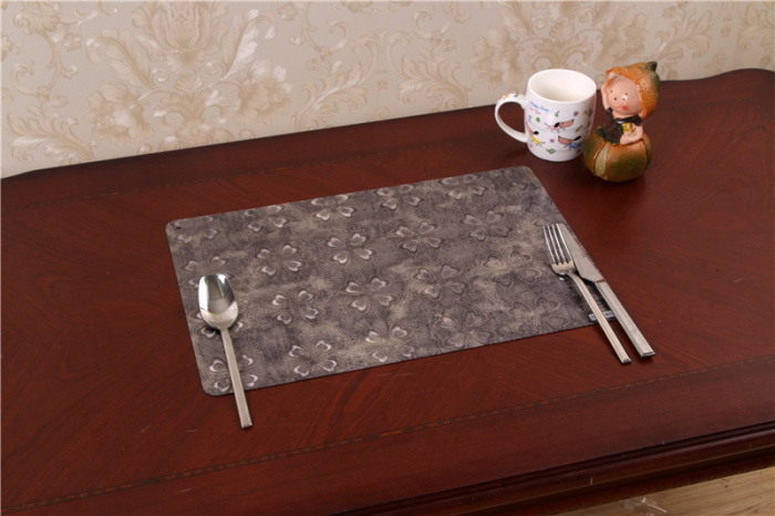 Hotel PVC waterproof heat-insulation dinner mat High-grade western-style food dish pad Hotel PVC waterproof heat-insulation dinner mat High-grade western-style food dish pad