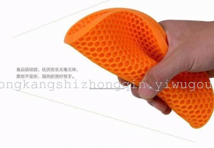 Silicone heat insulation pad table silicone anti slip mats heat resistance Silicone heat insulation pad table silicone anti slip mats heat resistance