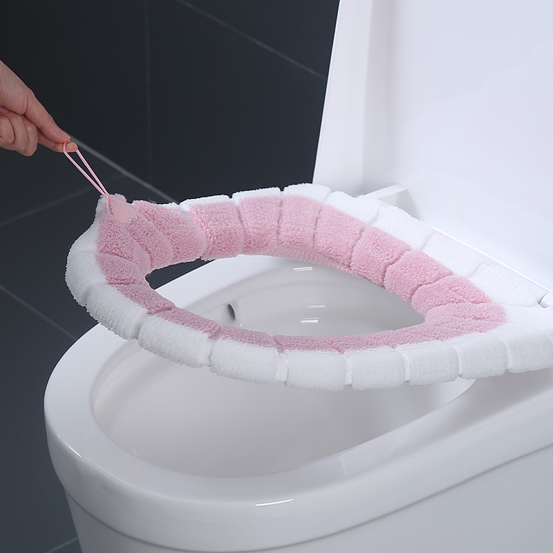 New Toilet Cushion Seat Cushion Universal Plush Toilet Seat Cover Autumn and Winter Warm Toilet Seat Cover Cute Knitting Handle Toilet Mat
