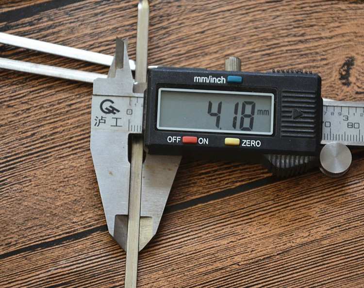 Oven Skewer Barbecue Stick 40cm 35cm Barbecue 9 Word Hook Flat Tab Thickened Gua Lu Barbecue Stick Widening Iron Stick