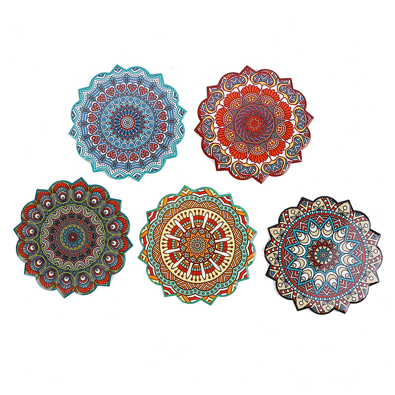 As a foreigner, Ethnic Wind Series creative household round can be as diverse as slip Coasters gel heat insulation to high temperature, or be a non-slip and anti-hot pad