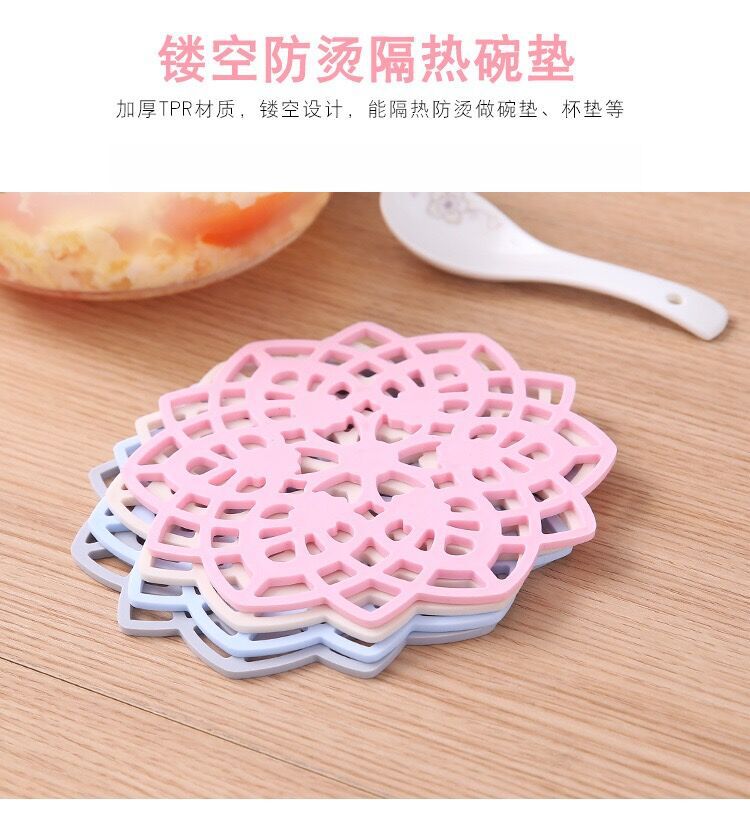 Fabricdirect Nordic style heat insulation hollow out flower Shaped anti-ironing Cup Mat Table non-slip Pad wholesale Spot