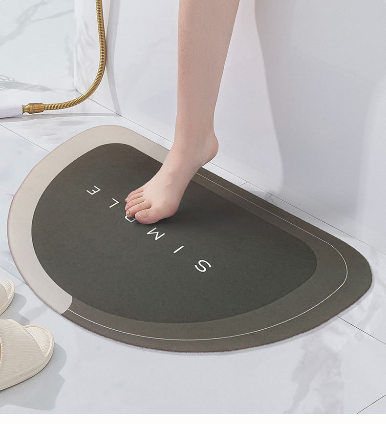 Diatom Ooze Cushion Toilet Absorbent Mat Toilet Door Non-Slip Foot Mats Quick-Drying Toilet Bathroom Mats Oval