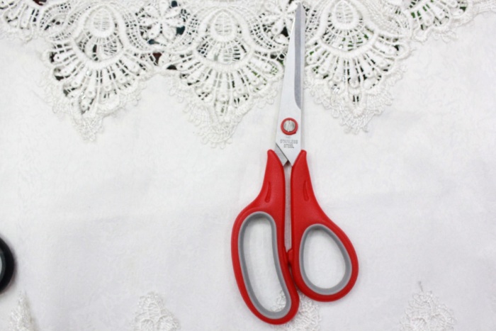 KAIBO5688-1-2pc color stainless steel scissor and Rubber scissors or Duck scissors